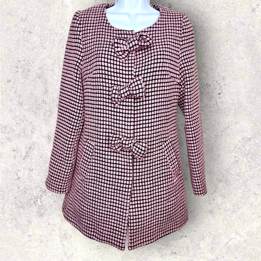 Pink & black tweed style peacoat, bows on buckles in the front. Petite small